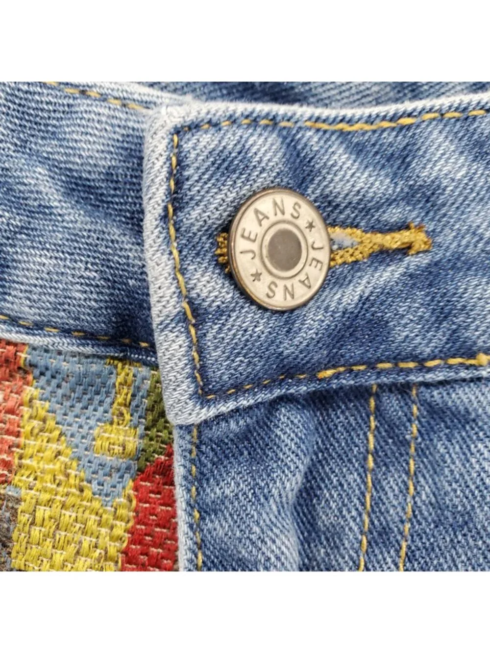 Shein Shorts Womens 3XL Blue Multicolor Aztec Pocket Denim Cuffed *Read*
